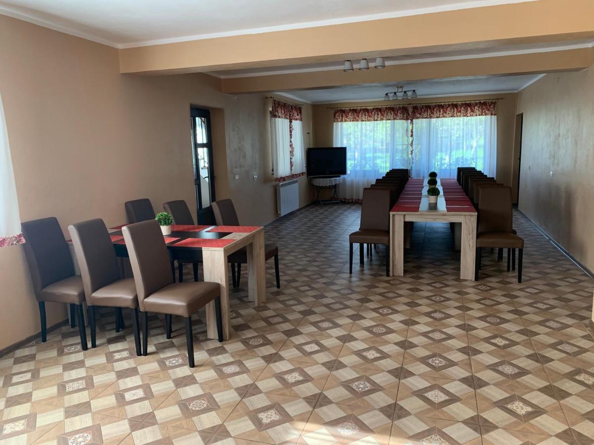 Hotel Vila Mogan Moieciu de Jos Esterno foto