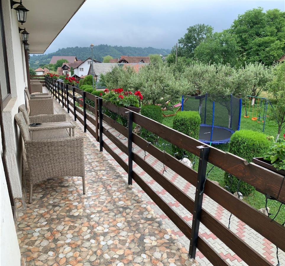 Hotel Vila Mogan Moieciu de Jos Esterno foto