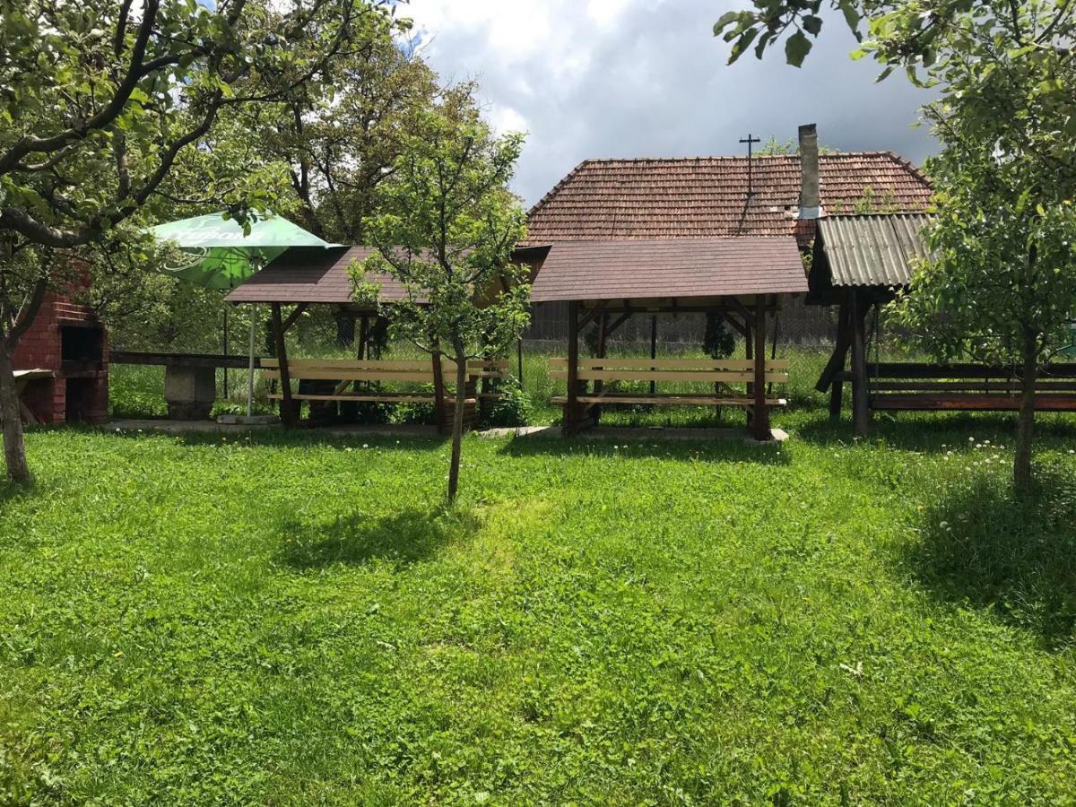 Hotel Vila Mogan Moieciu de Jos Esterno foto
